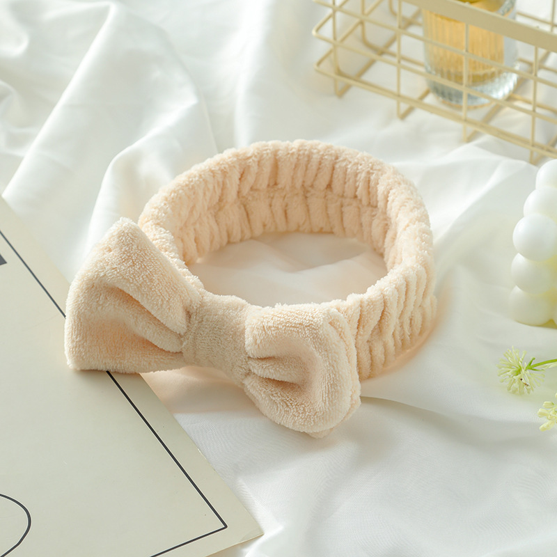 Diadema de Mariposa para Lavarse la Cara Poetry Garden, Diadema de Franela para Lavarse la Cara, Diadema Sin Presión, Accesorio para el Cabello de Felpa Personalizable.