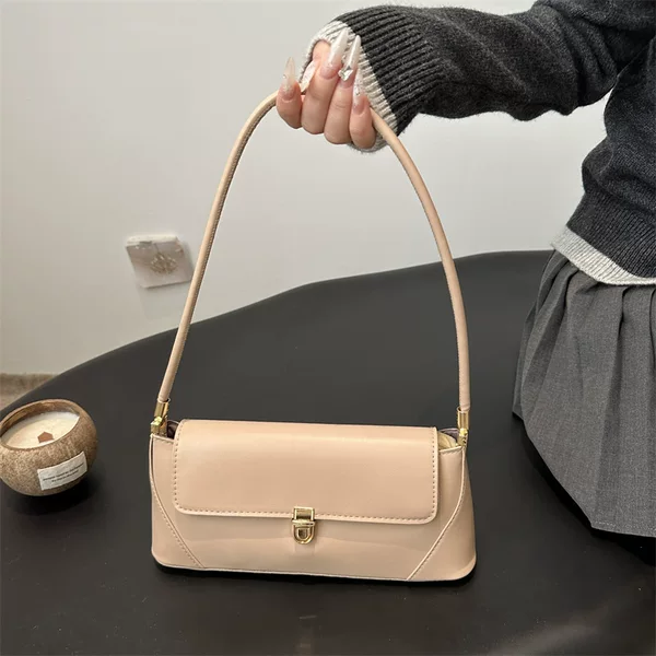 Cross-Border Baguette Underarm Bag 2025 New Fashion Retro Shoulder Bag This Year's Popular Handbag Live Broadcast Women's Bag