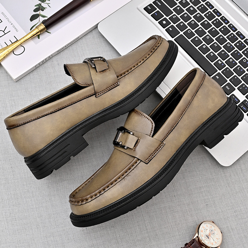 Zapatos de cuero casuales de transmisión en vivo zapatos de cuero de suela gruesa zapatos de cuero de pie zapatos de negocios de hombre zapatos de cuero