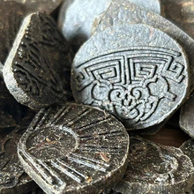 文创茶礼异形茶片开门红博物馆礼品紧压纹样图案茶叶礼盒黑毛茶