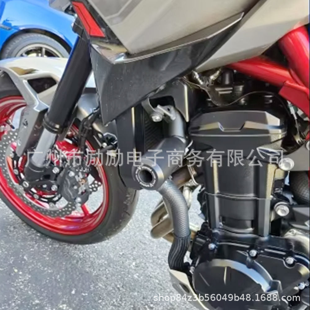 Suitable for Kawasaki Z900 Z900Se Zr900 Modified Body Anti-Fall Rubber Engine Protection Ball Anti-Fall