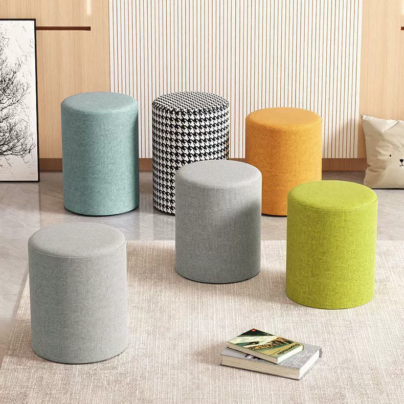 Ткань дивана, низкий стул, сетка, красная маленькая скамья