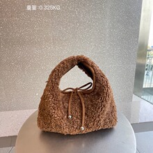 ë�q����Ů2025�¿��n��W�t�r��С���OӋ�ﶬҸ��ëë�μ������
