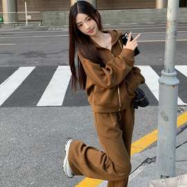 大码2025秋冬季时尚显瘦运动休闲套装女连帽卫衣两件套胖mm240斤
