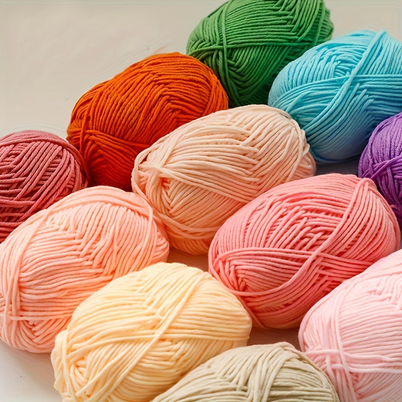 E 35009 Four Strand Milk Cotton Yarn DIY 四股牛奶棉毛线