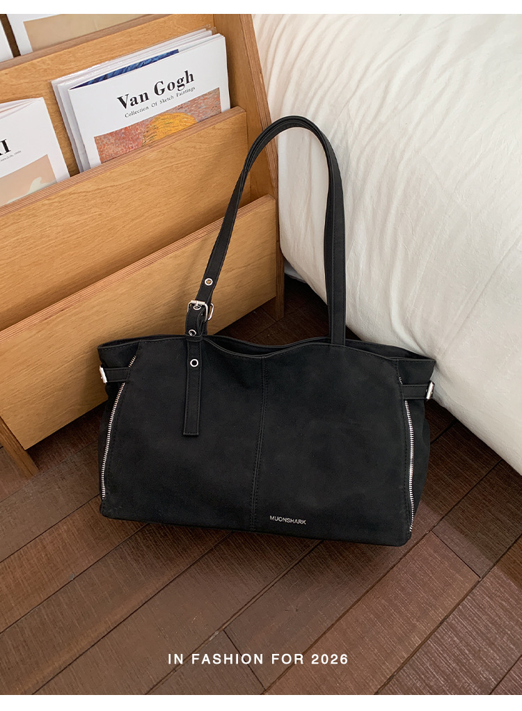 Niche Handheld Shoulder Bag New Zipper Large Capacity Tote Bag Trendy_voghion.com