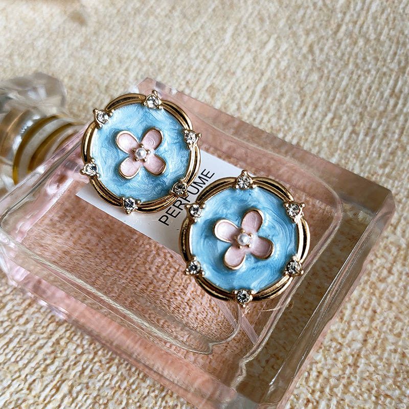 Retro niche enamel flower stud earrings round elegant high-grade oil painting earrings accessories female French elegant B537