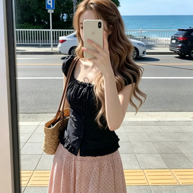 Short-Sleeved Sweet and Spicy Style Pure Desire One-Line Neckline Off-Shoulder Tie-Up T-Shirt with Lace Trim Waist-Cinching Slimming Shirt for Summer Short-Sleeved Sweet and Spicy Style Pure Desire One-Line Neckline Off-Shoulder Tie-Up T-Shirt with Lace Trim Waist-Cinching Slimming Shirt for Summer