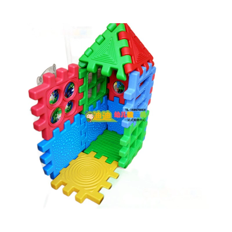 Plastic constructor