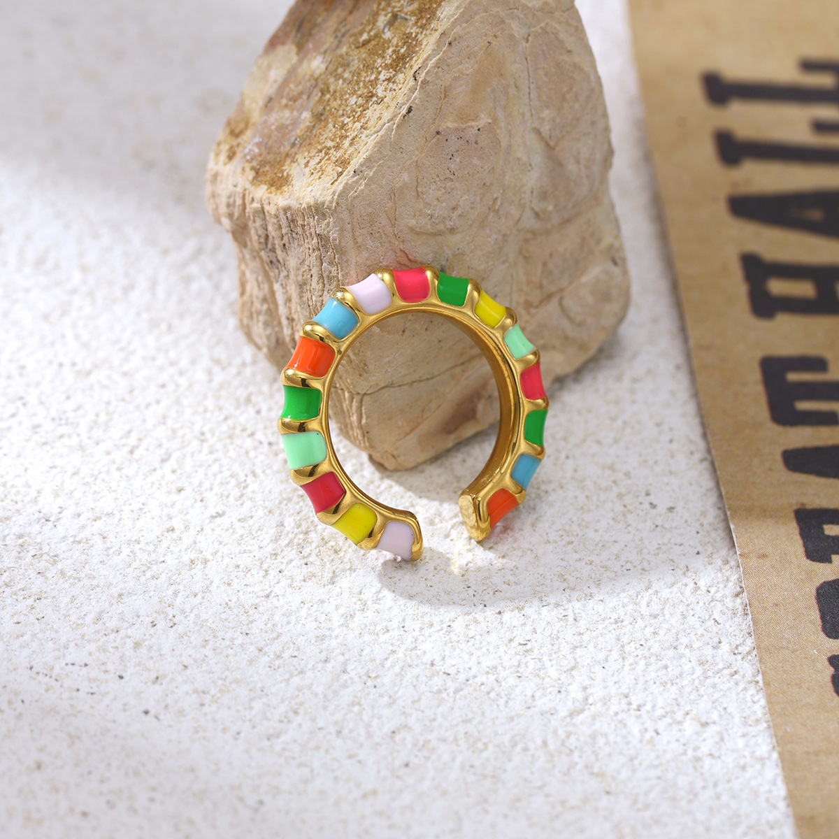 Anillo de acero inoxidable para mujeres no se desvanece galvanizado de oro 18k anillo de goteo de aceite de lujo ligero nicho