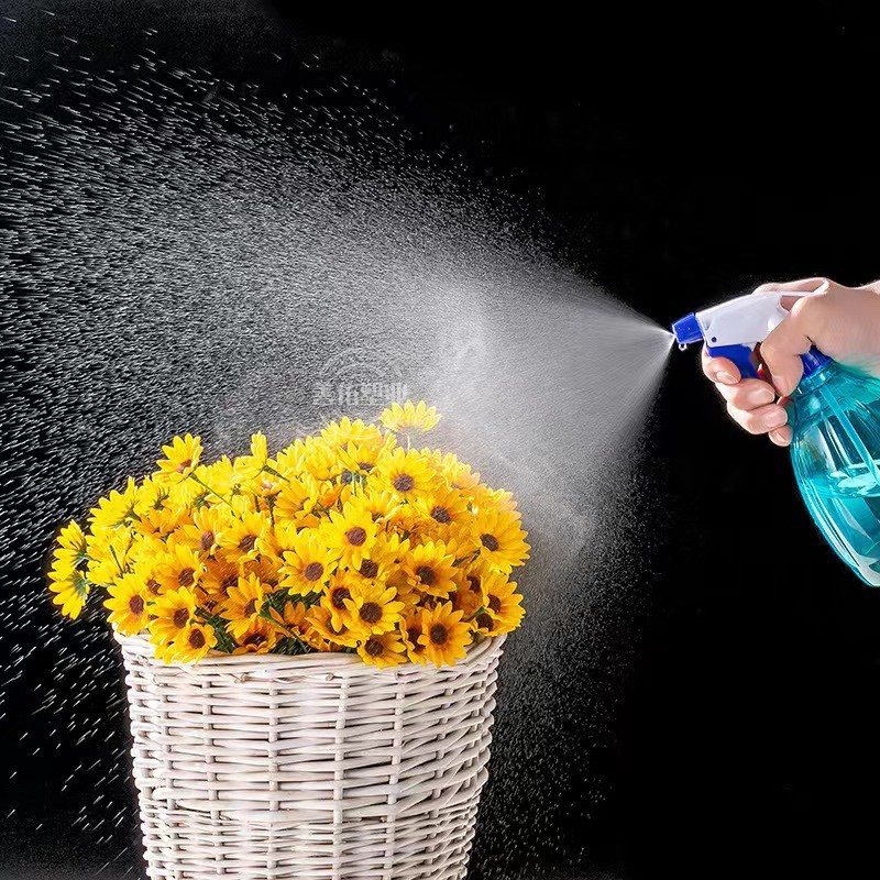 Fábrica al por mayor 500ml de color caramelo calabaza regadera jardinería regadera olla de pulverización para mascotas maquillaje desinfección botella de niebla fina