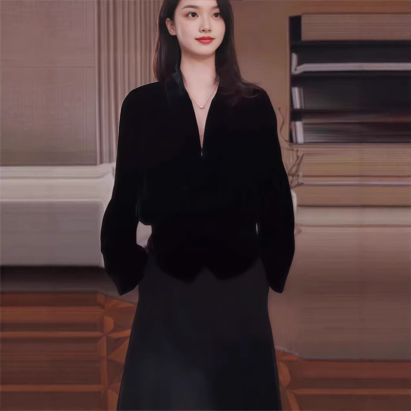 Black Hepburn-Style V-Neck Velvet Shirt for Women, 2026 Spring New Elegant and Versatile Stylish Top