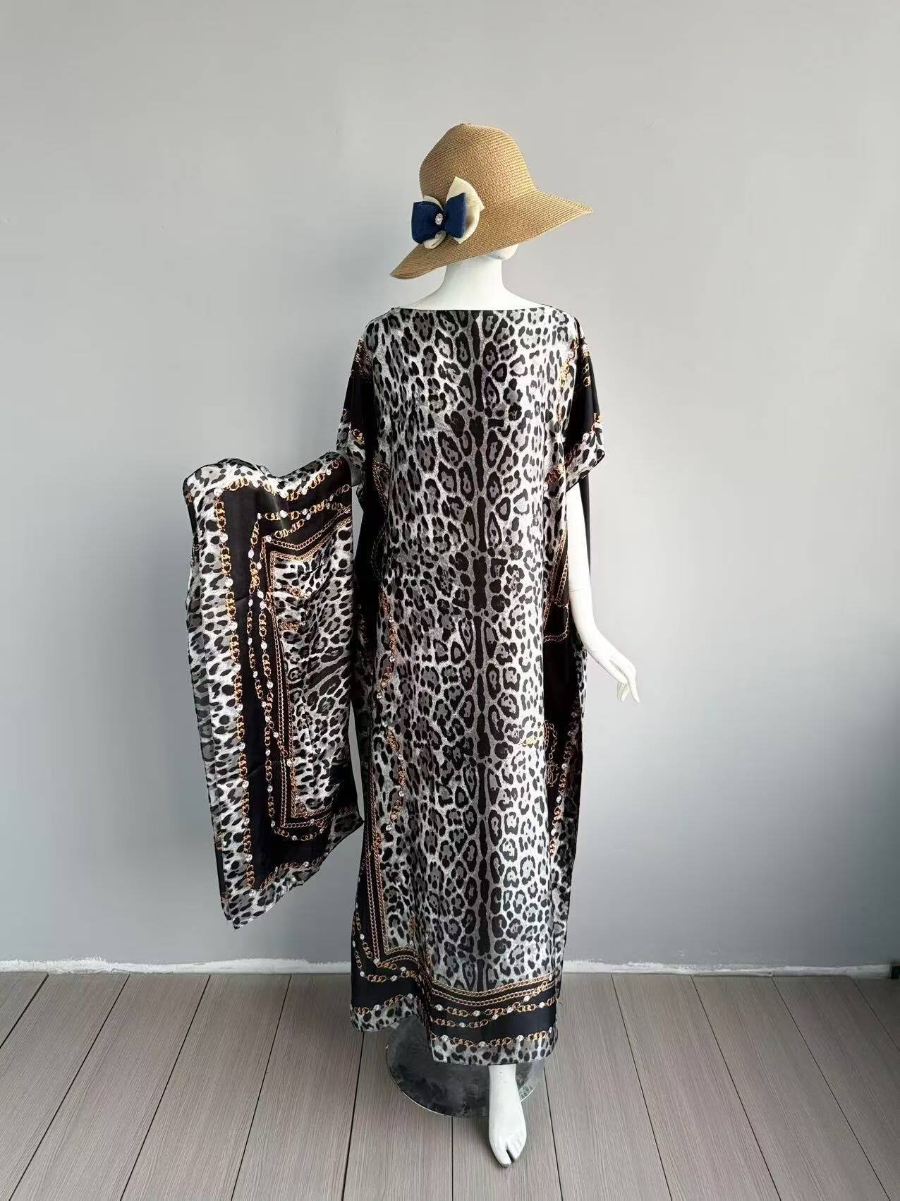 체인 레오파드 프린트 그레이 블랙