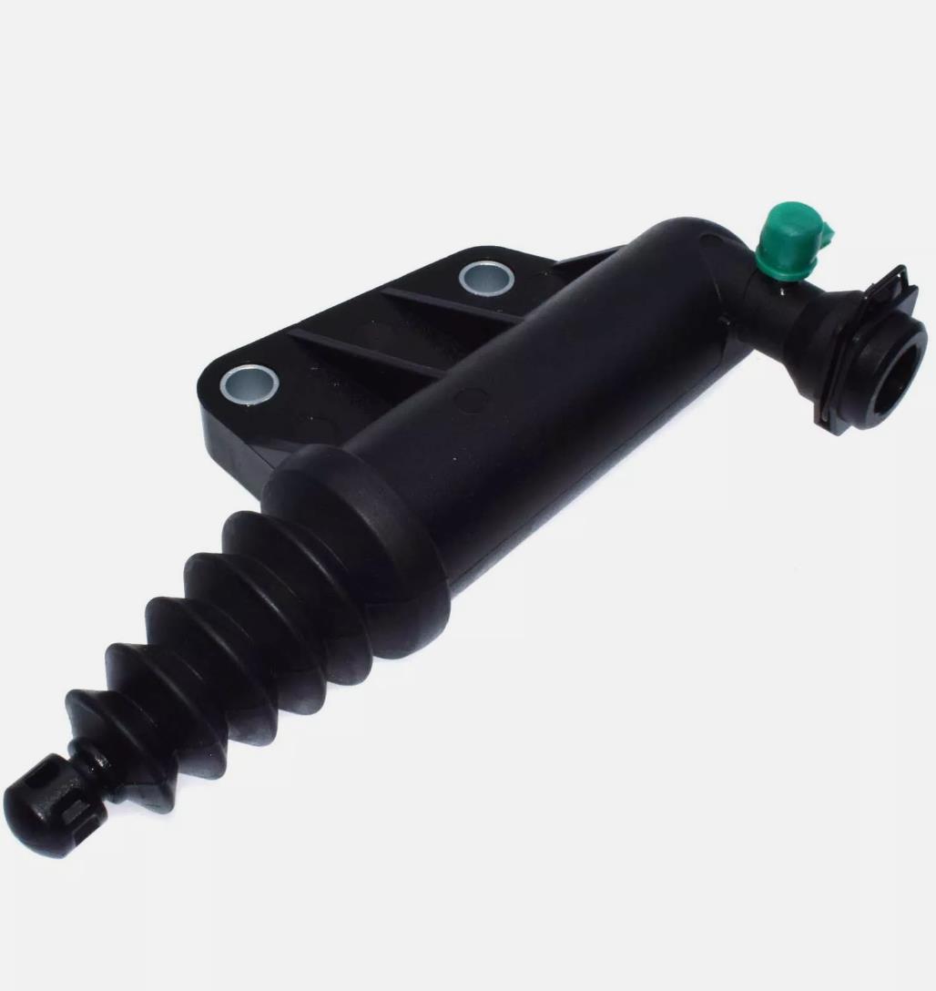 Baihan Pump 23820-63J01 is suitable for Suzuki Swift 1.3 1.5 1.6 plastic clutch sub-cylinder