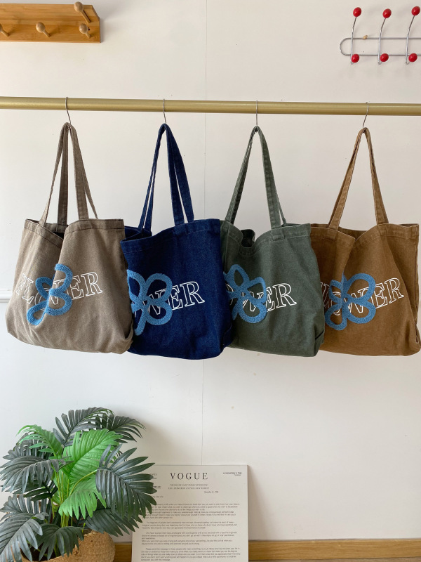 レトロニッチデニムトートバッグ、洗濯可能、色褪せしない、韓国風刺繍フラワーショルダーバッグ、春夏万能通勤バッグ|undefined