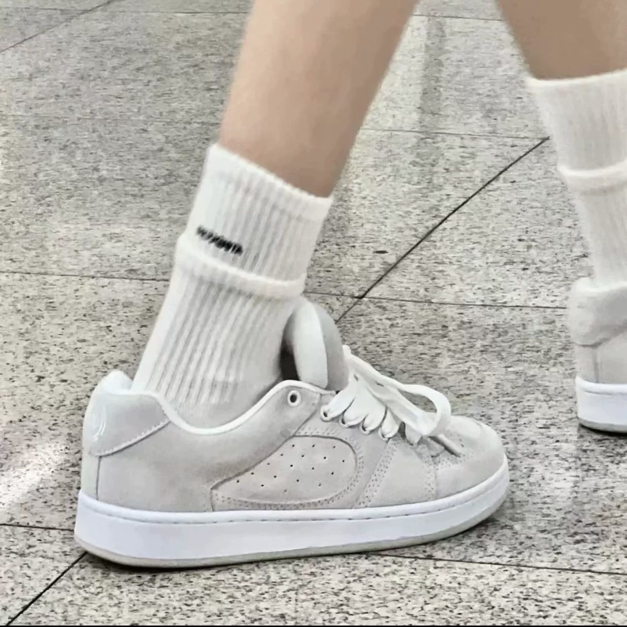 Nicho Zhong retro zapatos de moda nacional Mario zapatos de pan de alto valor bajo zapatos casuales zapatos deportivos para hombres y mujeres