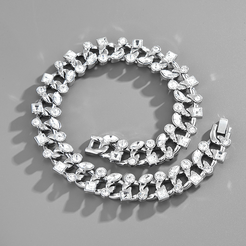 Fashion Geometric Alloy Inlay Rhinestones Unisex Necklace 1 Piece