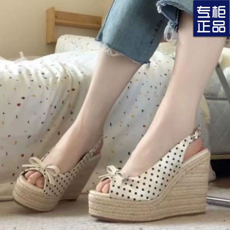 Короткие женские летние шлепанцы на платформе 2025, корейская мода, с бантом, универсальные стильные сандалии на танкетке