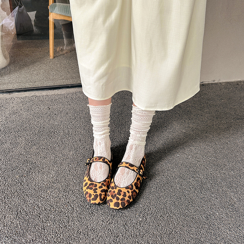 2025 primavera nueva cabeza redonda con hebilla de leopardo con base plana, zapatos de ballet Mary Jane, zapatos de abuela