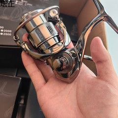新型国産ステラスピニングホイール【フルメタル斜め浅糸カップ】ルアーマイクロ遠投海磯釣りホイール