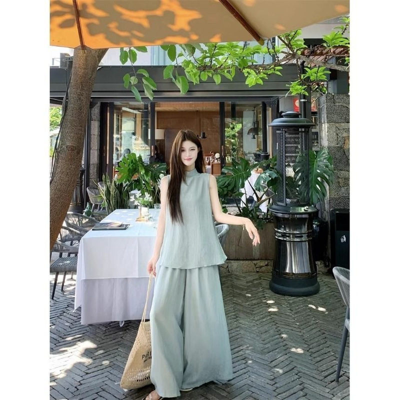 Cotton and Linen Old Money Style Sports Suit for Women, Summer Lazy Style Loose Sleeveless Top, Fashionable Wide-Leg Pants Two-Piece Set Cotton and Linen Old Money Style Sports Suit for Women, Summer Lazy Style Loose Sleeveless Top, Fashionable Wide-Leg Pants Two-Piece Set