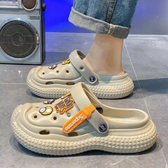 洞靴男居家靴家庭用包頭靴青少年EVAスリッパ透かし彫りビーチ靴サンダル卸売り