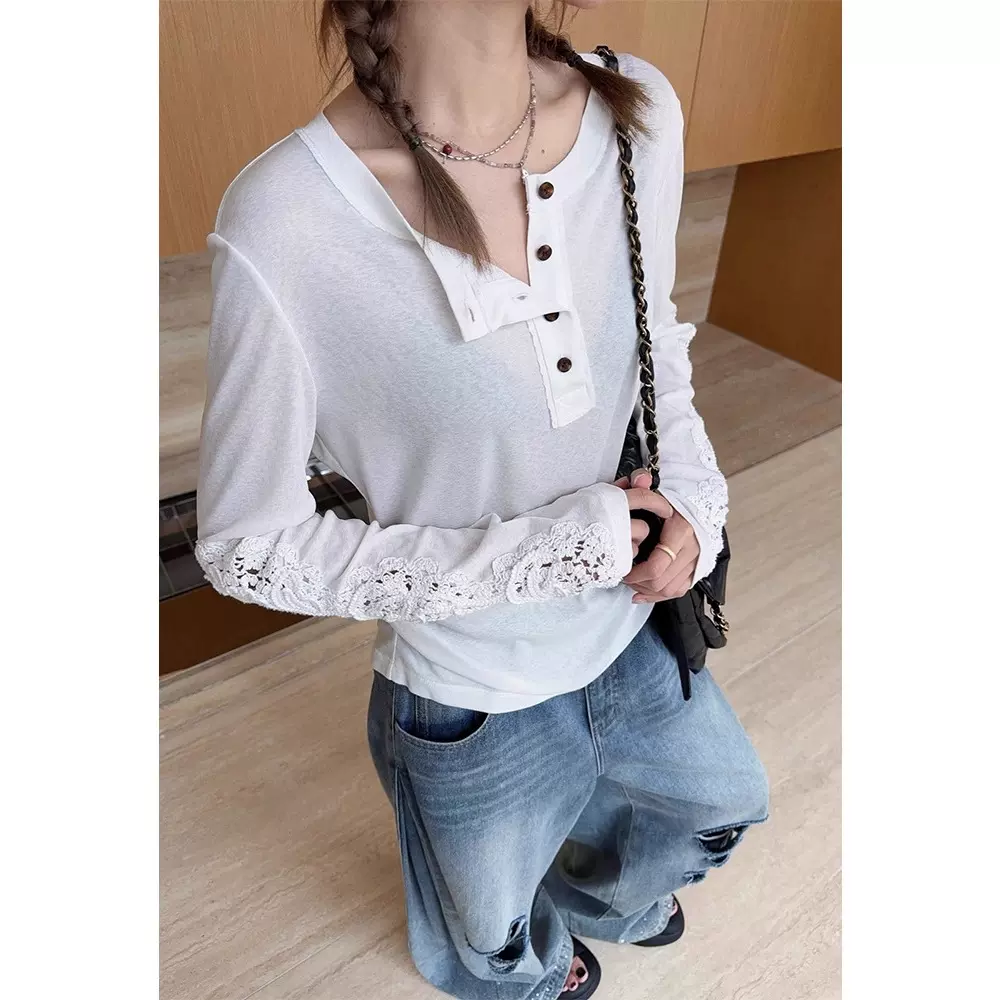 四媛 高级感蕾丝钩花拼袖亨利领慵懒感两色T恤2025秋季新款1016