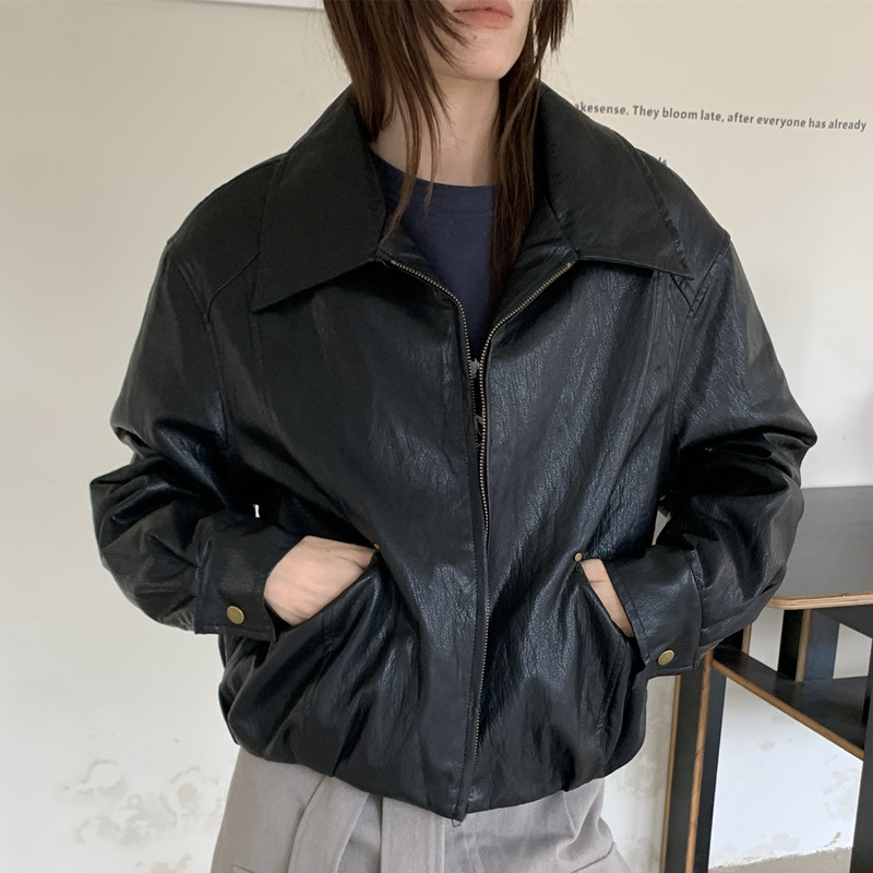 Real Shot of 2025 Retro Style Lapel Zipper Super Soft Leather Jacket Short Cotton Jacket Motorcycle Jacket for Women