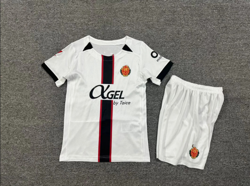 跨境代发25/26冷门塞维利亚奥萨苏纳利兹联童装套装主场足球服|undefined