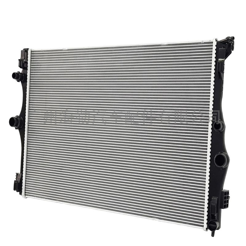 2115001302 Car radiator water tank suitable for Mercedes-Benz E-Class (W211) 2005-2008