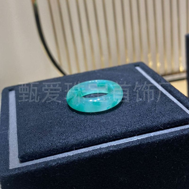 工厂批发天然非洲翠戒指冰种飘花玉石平安指环轻奢生日礼物送女友|undefined