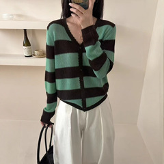 濮院工厂2025秋装新款细羊毛开衫绿色条纹高品质上衣韩版女装长袖