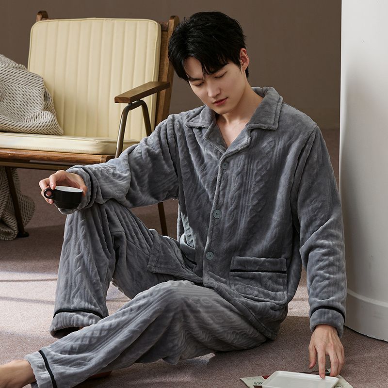Pijama de hombre franela otoño invierno 2025 grueso calentamiento de mediana edad papá pantalones largos de mangas largas set de ropa para el hogar