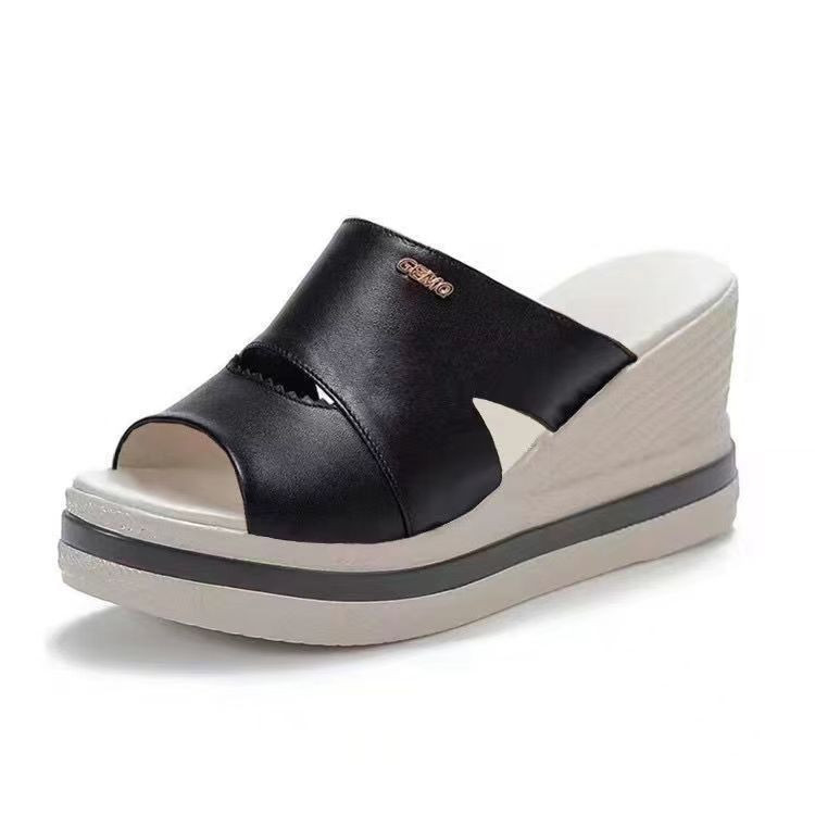 Marca de zapatillas de madres con base gruesa y suave para mujeres verano 2026 nueva moda exterior impermeable sandalias de talón
