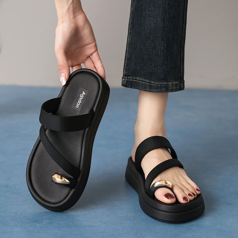 Augu Shi Deng zapatillas de clip para mujeres 2026 nuevo estilo de moda de verano con una falda con un pedazo de zapatillas frías