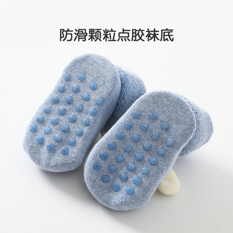 Liu Chengxing dispensar calcetines de piso antideslizantes Terry engrosada otoño e invierno cálido Cordero calcetines de algodón infantil calcetines de media pantorrilla al por mayor