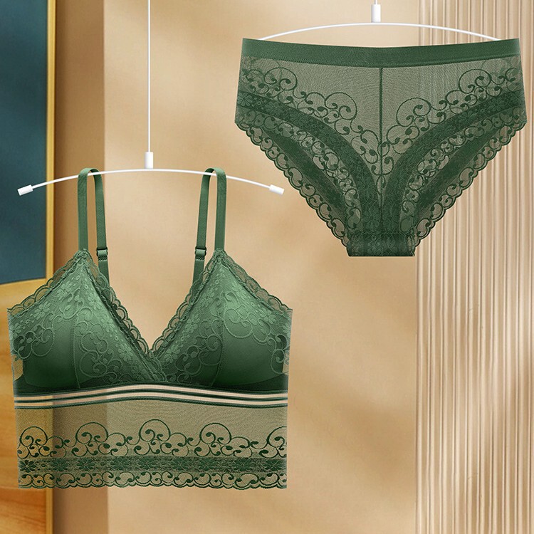 Cross-border Suspenders Lace Beautiful Back suit Romantic Pure French Detachable Chest Pad Vest Comfortable High Elastic Underwear for Women