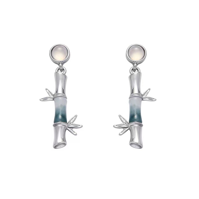 Fashionable design bamboo earrings