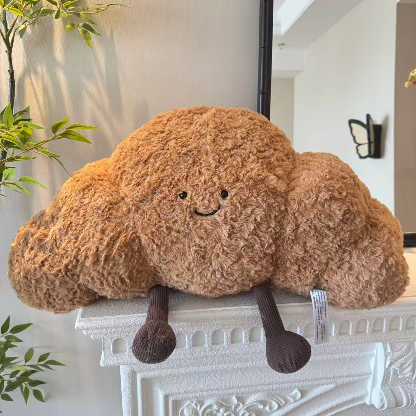 跨境可爱牛角包抱枕靠枕沙发客厅店面装饰枕头枕芯外贸Temu批代发