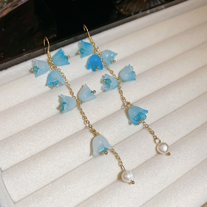 Pendientes de borla de flor de campana de orquídea de cristal francés Pendientes de gancho de oreja fresca pequeña Pendientes de temperamento de súper hada de moda al por mayor