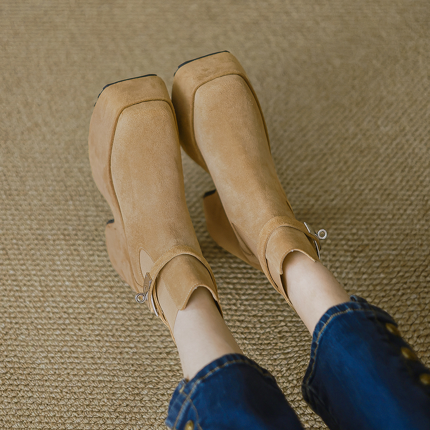 Boot Chelsea nữ cổ thun đế xuồng gót vuông mũi vuông phong cách bụi — Lót đơn màu hạnh