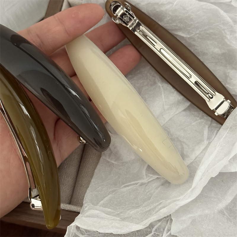 Women'S Gender Handmade Design Classic Style Style Classic Style Solid Color Plastic Resin Handmade Hair Clip