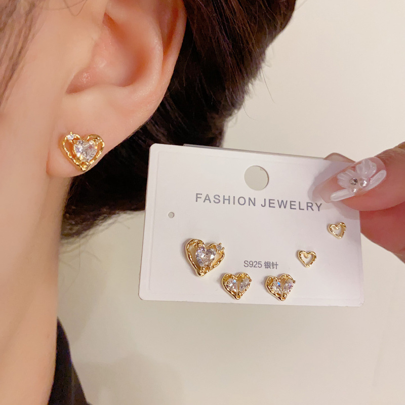 13g Weight 925 Sterling Silver Ear Needle Material Ear Studs Classification 1 Set Quantity Holiday, Banquet, Daily Occasion Copper Material Heart Shape Pattern All Seasons Season Women's Gender Simple Style Style 1 Set Simple Style Heart Shape Copper Ear Studs 4