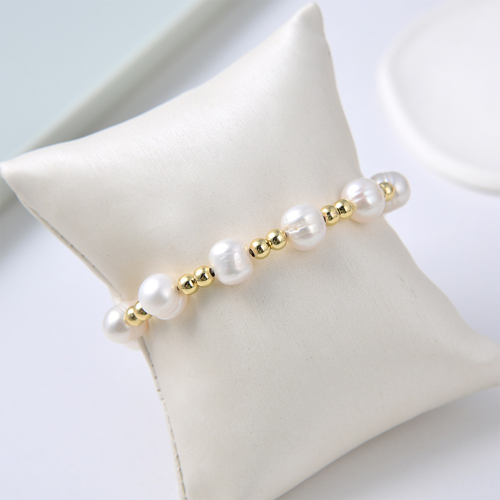 1 Piece Ethnic Style Colorful Pearl Soft Clay Copper Knitting Plating Gold Plated Women's Bracelets display picture 5