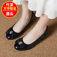 2026年春夏季新款浅口圆头平底懒人款一脚蹬钻石蝴蝶结时装女单鞋