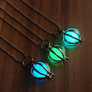 �l�����е���Ů��H���\�U��ҹ���{�Gɫ�����������r�г���