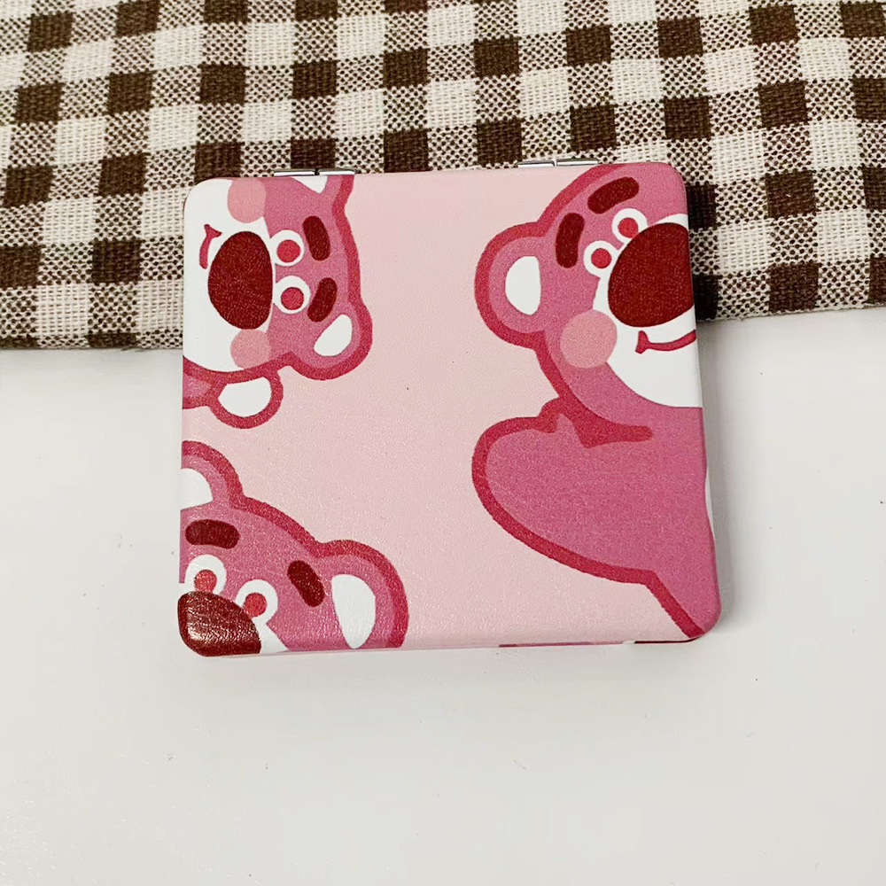 Nuevo perro Pacha osos de fresa doble cara plegable espejo de maquillaje tienda en línea tienda de espejo pequeño fábrica al por mayor