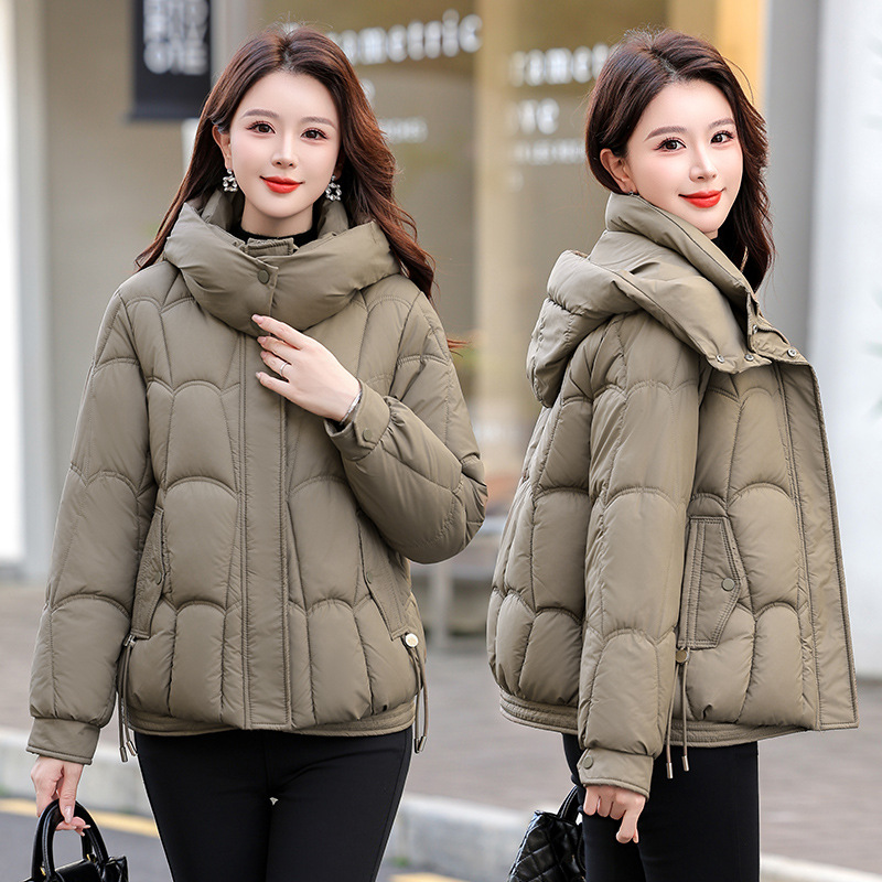 2025 nuevo invierno corto pequeño vestido de algodón de viento fragante con capuzas de pan universal chaqueta de algodón delgada image 3