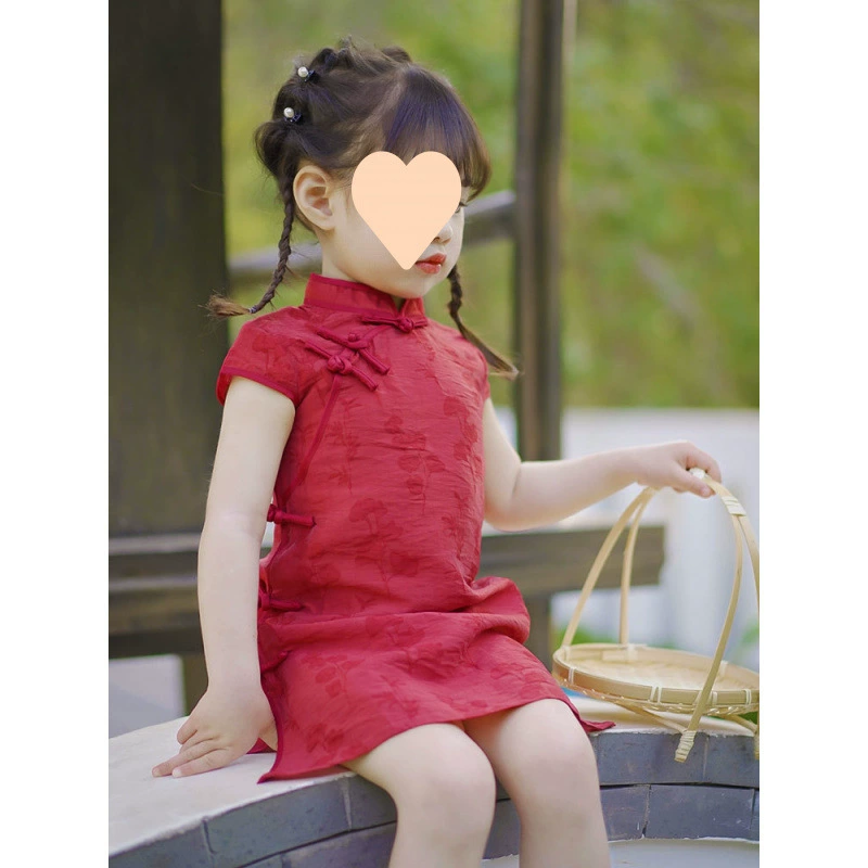 Летний тонкий костюм Cheongsam для маленьких девочек, детский костюм для выступлений, детское улучшенное красное банкетное платье в китайском стиле.
