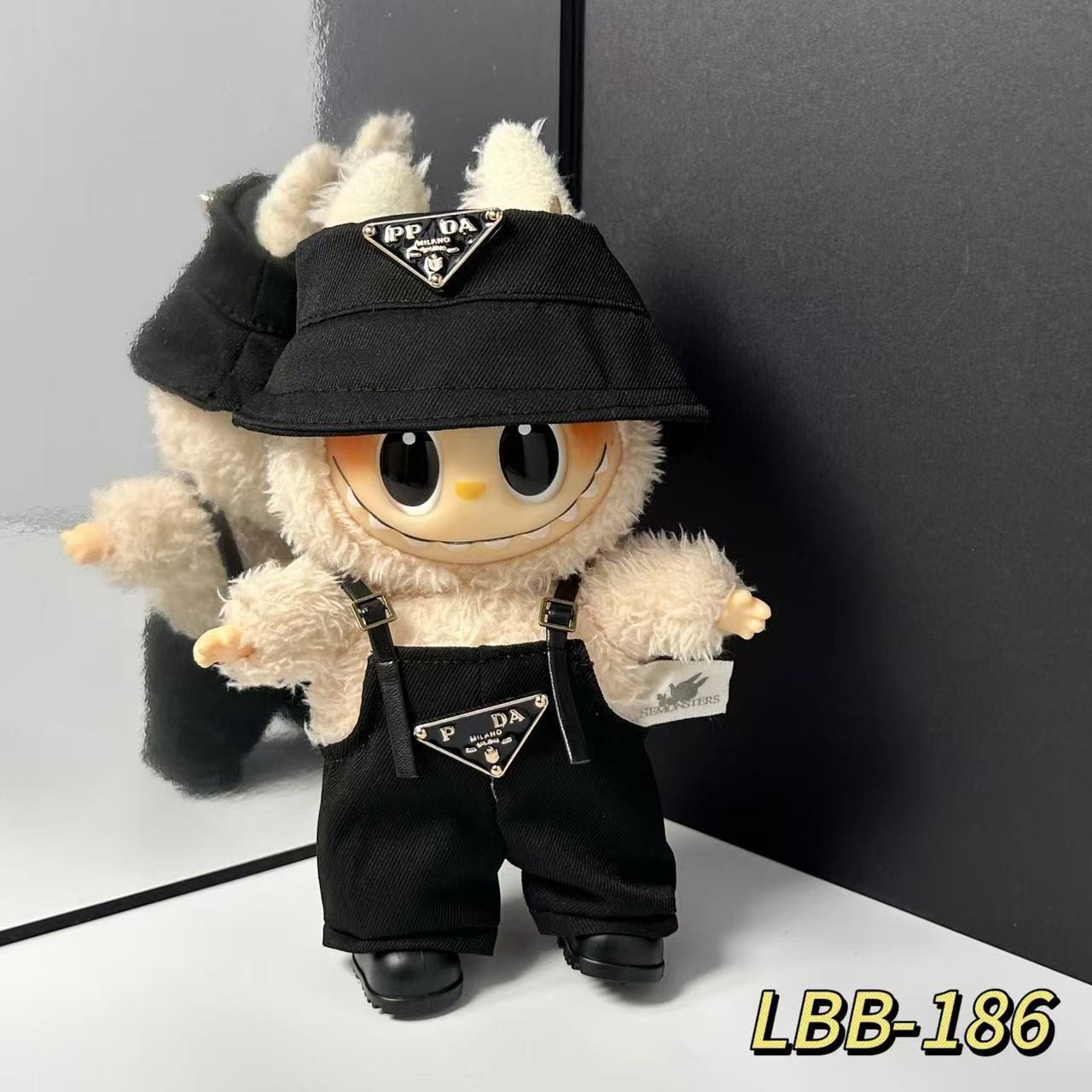 Ropa labububa una, dos y tres generaciones al por mayor caja ciega peluche colgantes de tela de lona muñeca correa casual pantalones de cambio